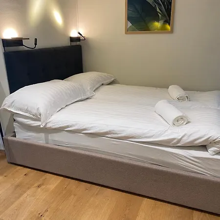 Tiny Old Town Apartment Bern