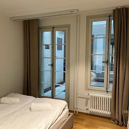 Tiny Old Town Apartment Bern